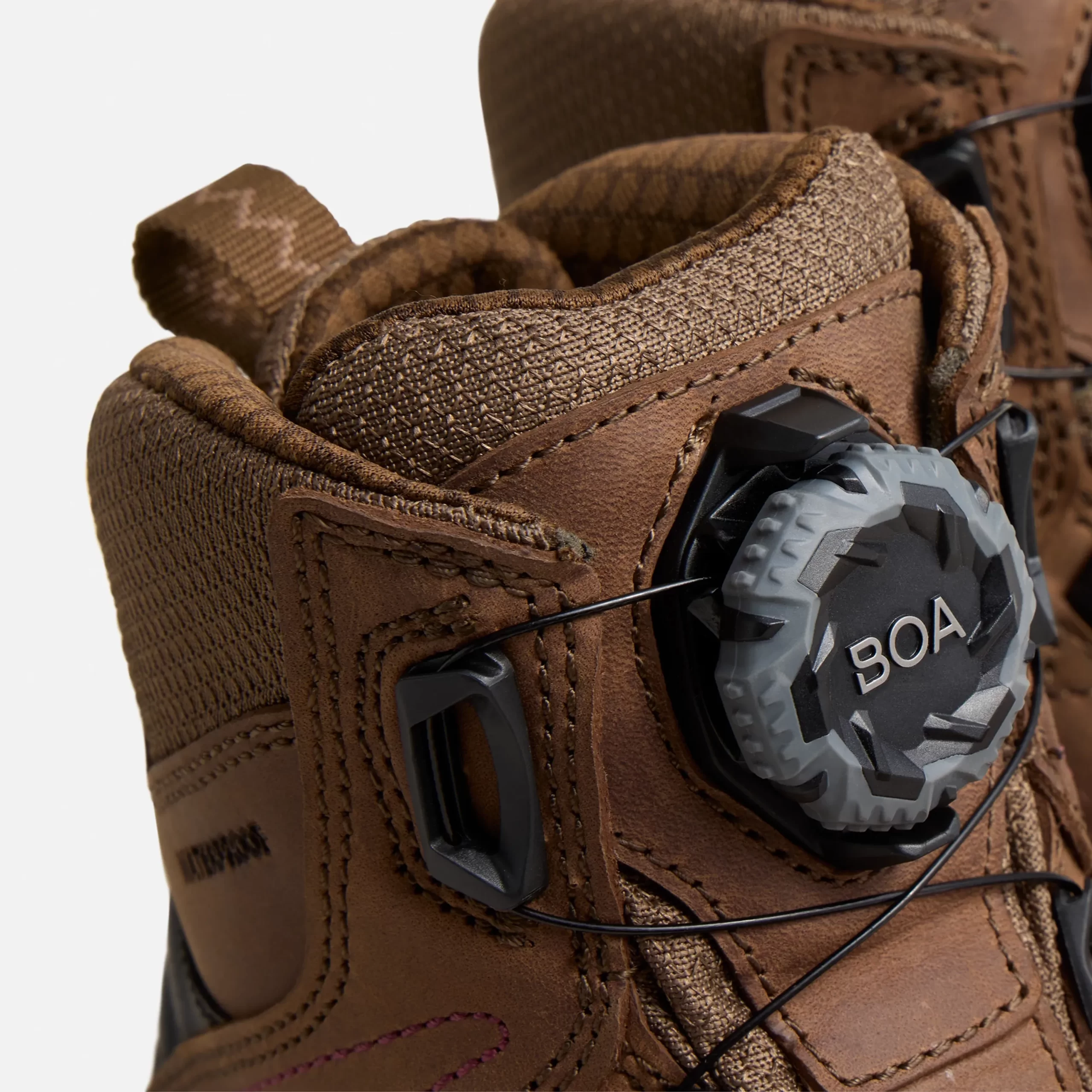 Tradeswoman Women's 6-inch Waterproof Safety Toe Boot - Image 6